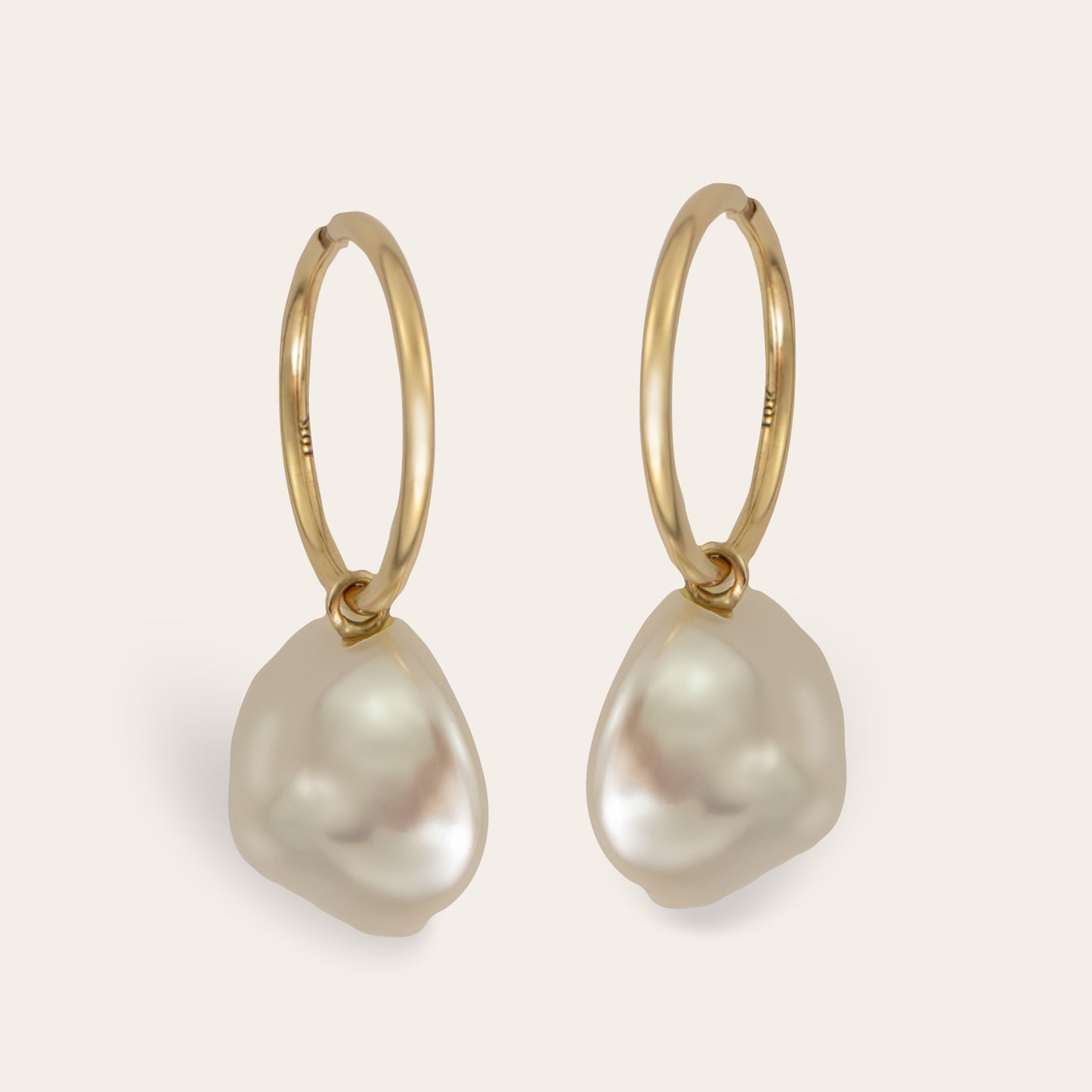 Evelyn - 10K Solid Gold Freshwater Pearl drop Hoop Earrings