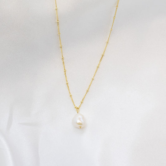 Ivy - Vermeil Freshwater Pearl Pendant Necklace